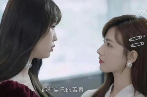 高鼻梁塌却很漂亮的女星,凸嘴短下巴的女人面相