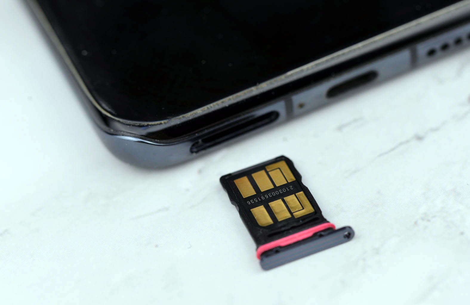 华为手机内存不够用?不用换手机内存翻倍,大华NM存储卡轻松解决