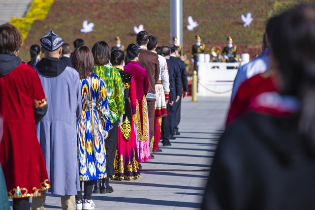 56个民族人口排名顺序,56个民族人口数量排名表