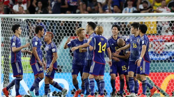 韩国vs日本之后亚洲足球最新排名,日本队与韩国队能出线吗