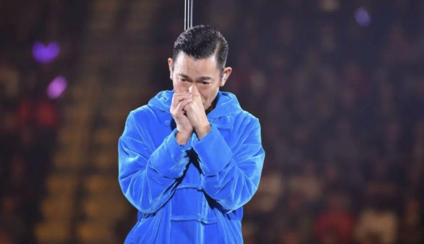 戳破了偶像天花板，刘德华的“信仰”，撕开了流量明星的遮羞布