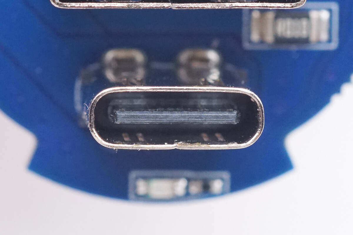 绿联车载点烟器15瓦能快充吗,点烟器车充拆解