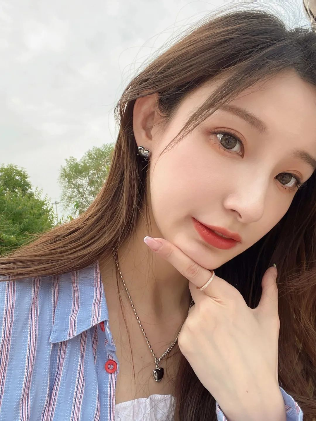 央视主持人马凡舒模特,央视主持人马凡舒微博