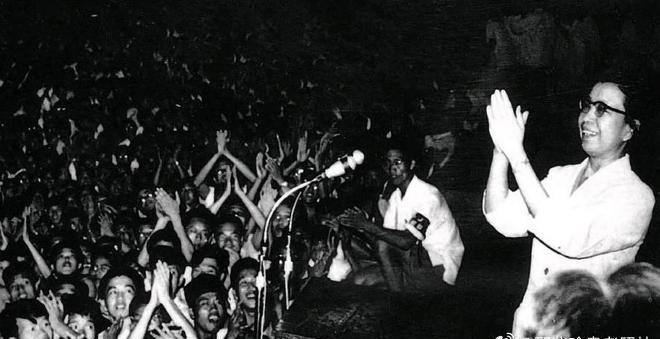 30张影像展现花楼女子媚态百出，丰乳肥臀之绝美风姿