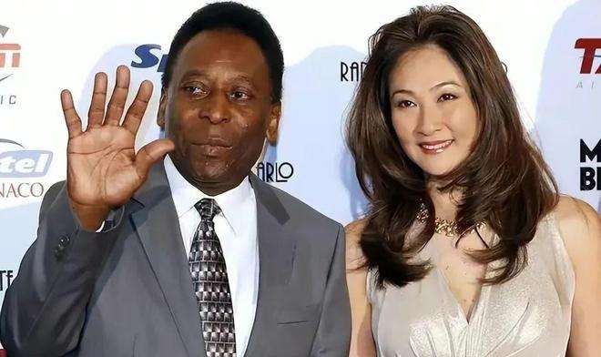 球王贝利的一生有多传奇？从贫民窟到足坛巨星，一代球王就此陨落