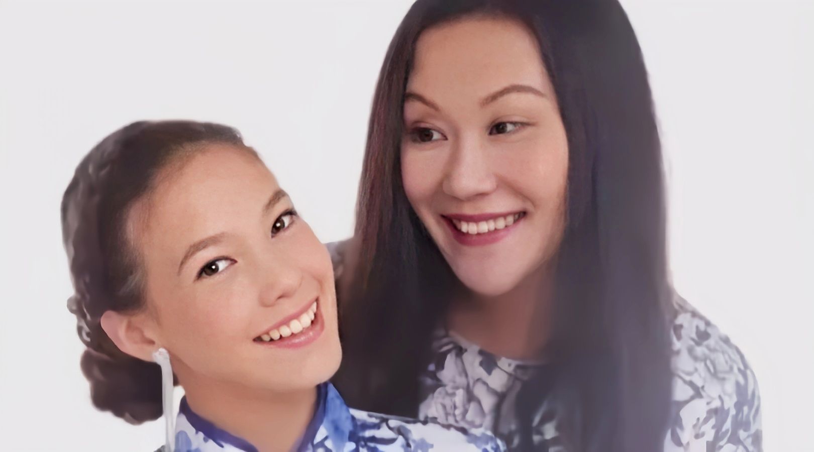 谷爱凌滑雪视频跟别人的对比,谷爱凌带火了滑雪