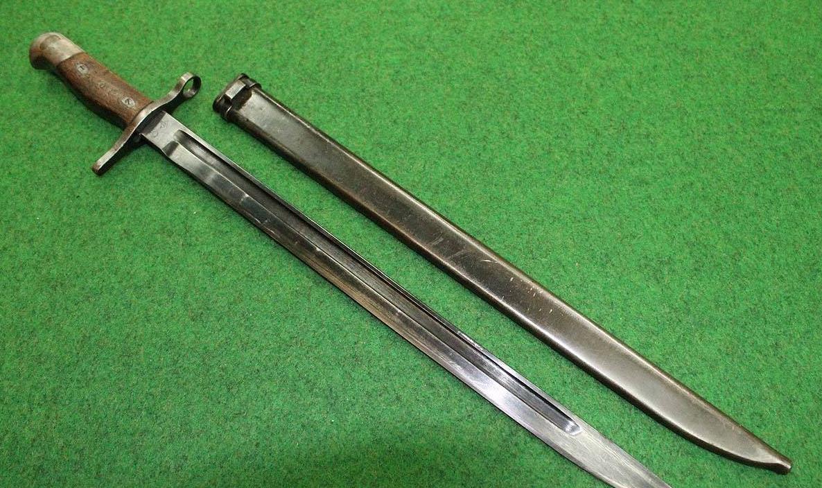 盘点二战十大著名军刀,二战时期的十大名枪