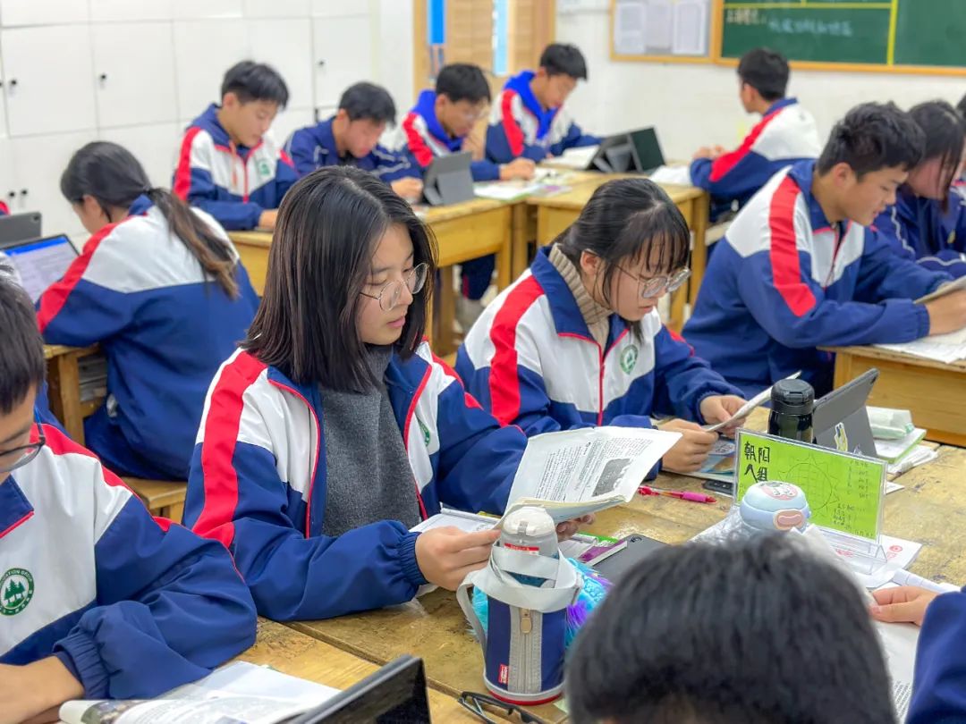 南湖行知丨【战“疫”线下篇】封校不封爱,温暖一直在