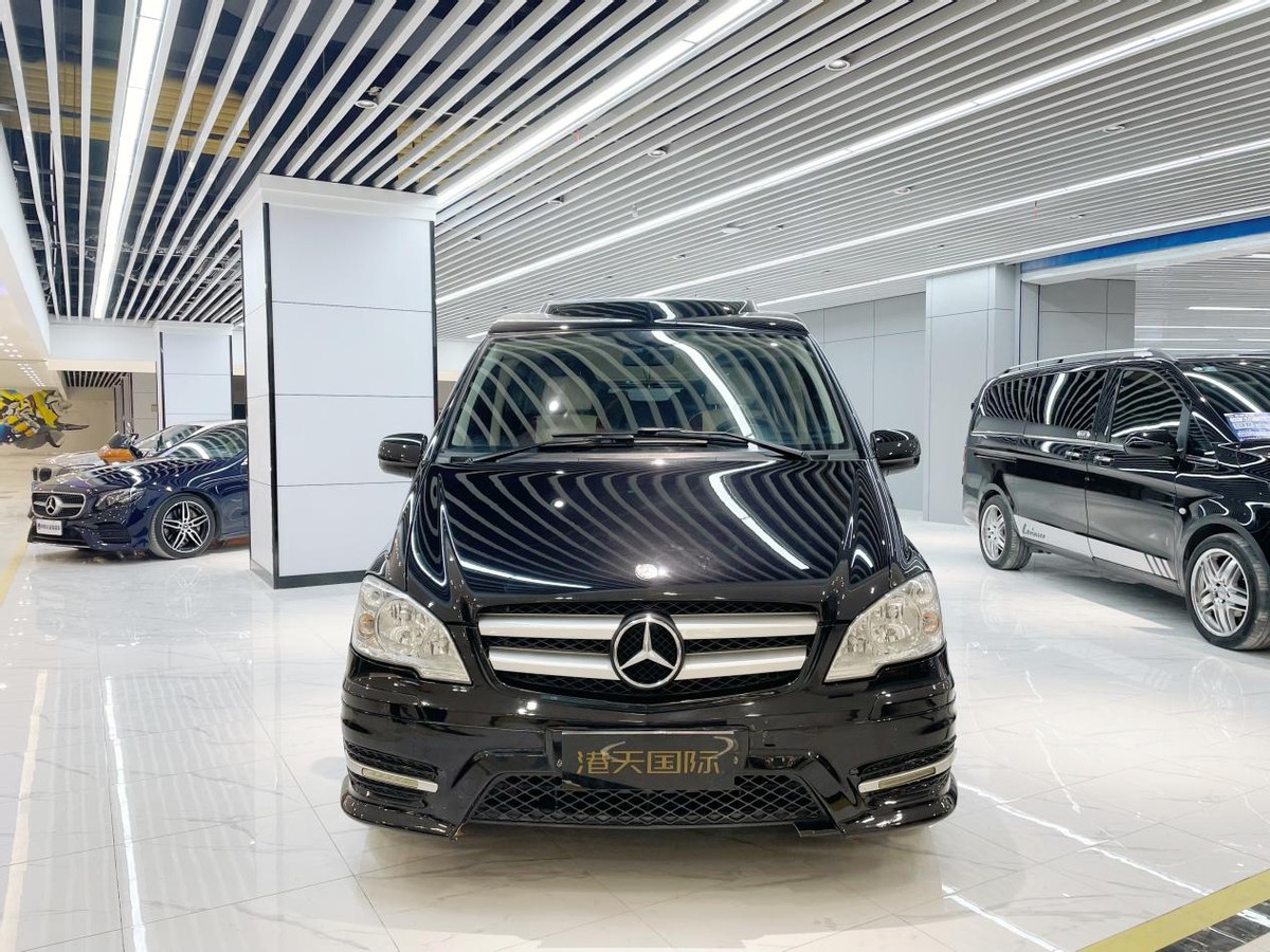 2021款奔驰威霆上市提供79座可选,24款奔驰威霆最新价格优惠多少