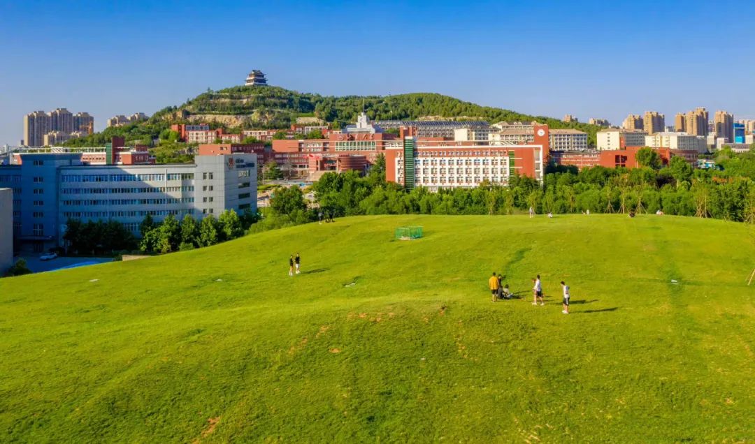 济南适合自由行的地方,去济南必去的三个地方