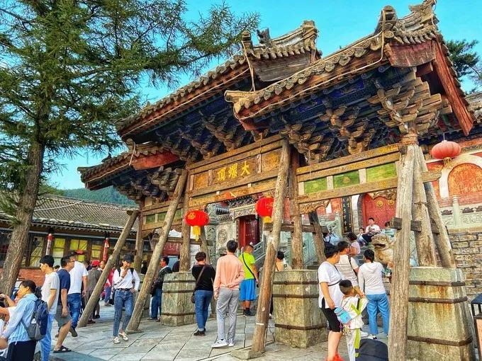 去五台山每个寺庙都可以许愿吗,去五台山一定能遇见文殊菩萨