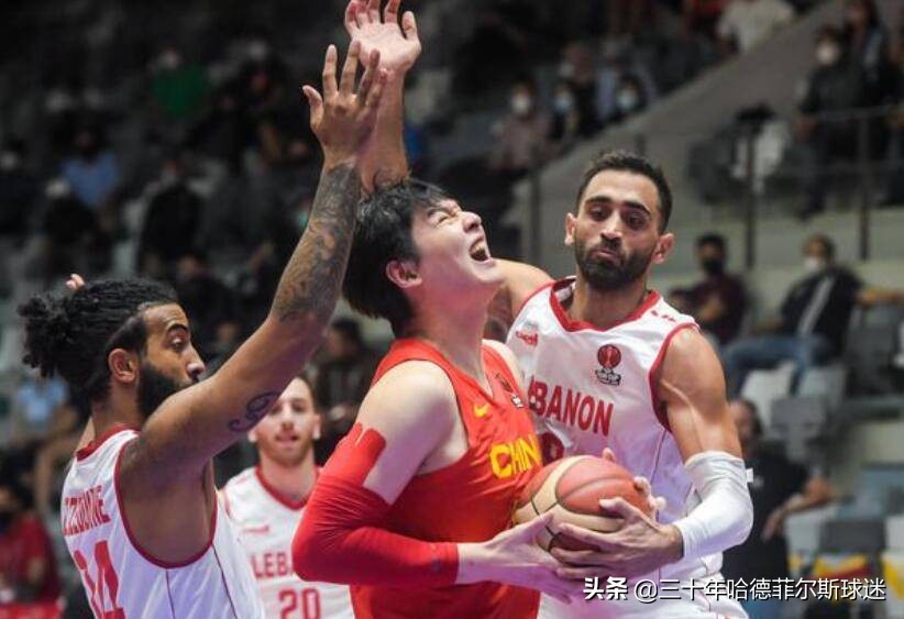 中国男篮不敌黎巴嫩!球迷指出输球原因,未来球队该何去何从