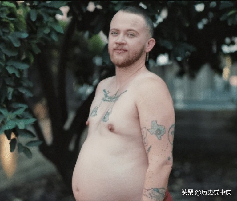 美国女子变性后诞下一子,美国变性手术生孩子