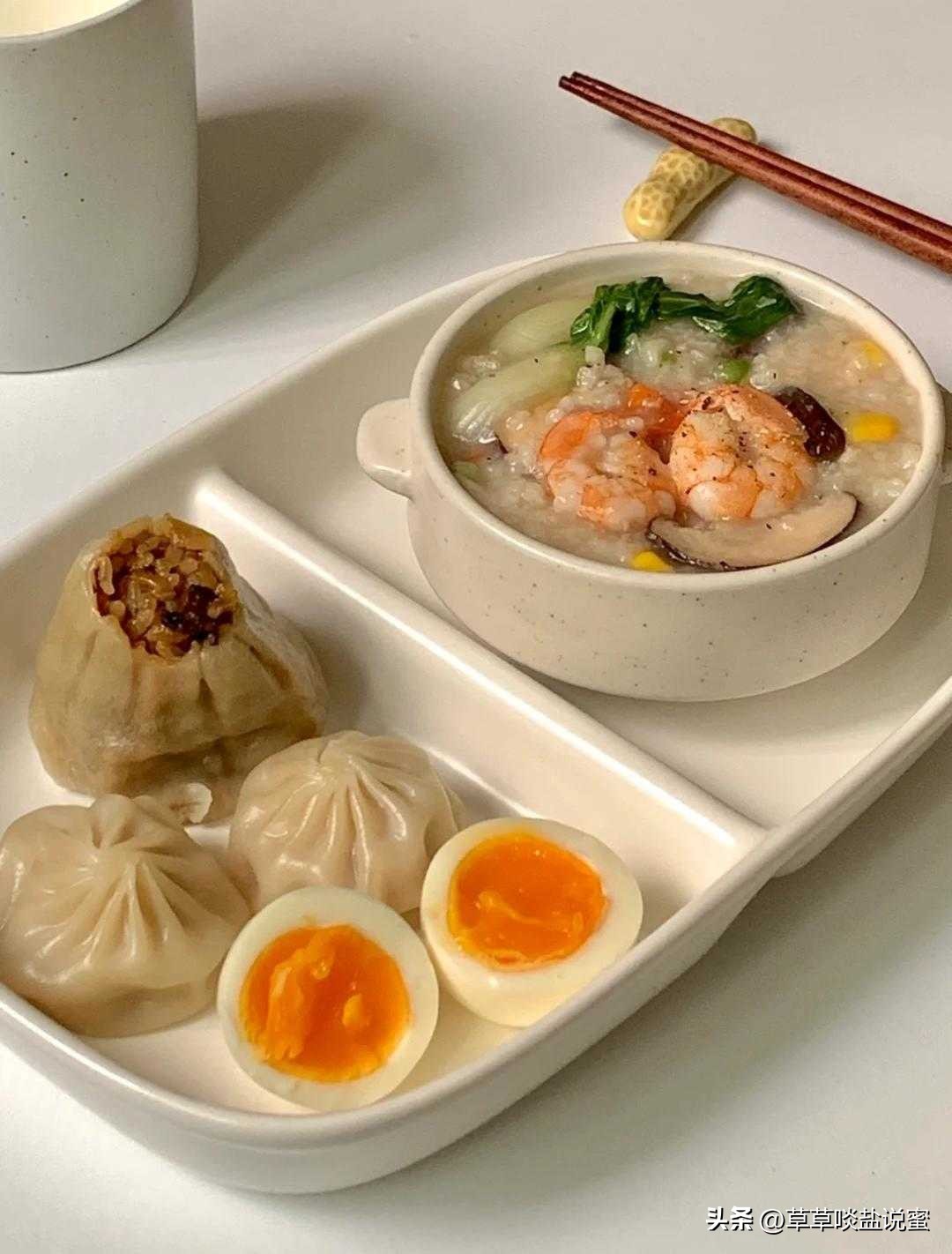 番茄三鲜汤 (早餐喝番茄金针菇鸡蛋汤的好处)