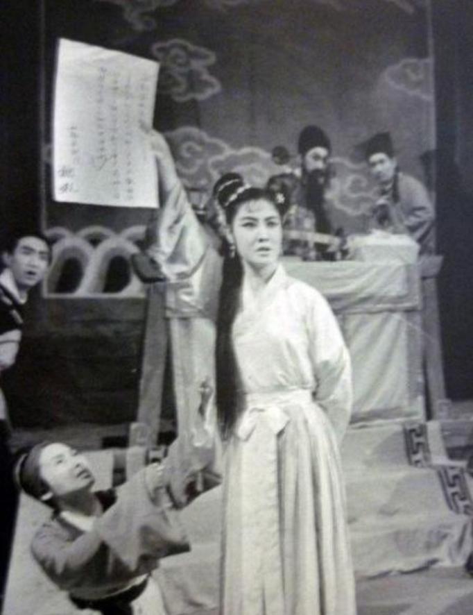 老艺术家郭兰英现状,歌唱家郭兰英婚姻史