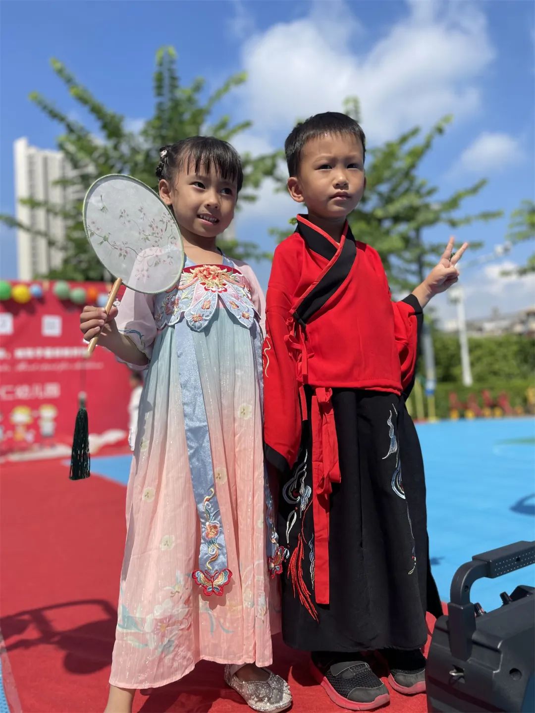 心怀皓月，致敬师恩，百仁幼儿园中秋节教师节双节主题系列活动