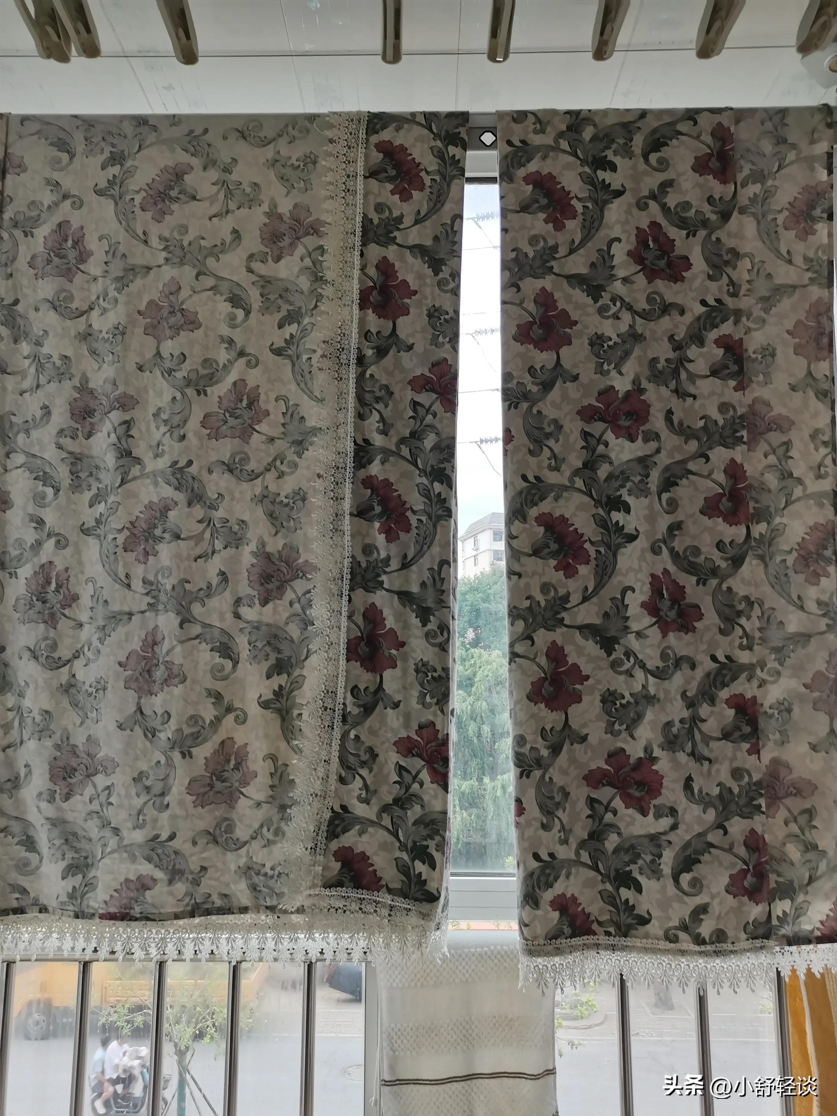 楼上晒被子挡住自家阳台采光,该如何解决?