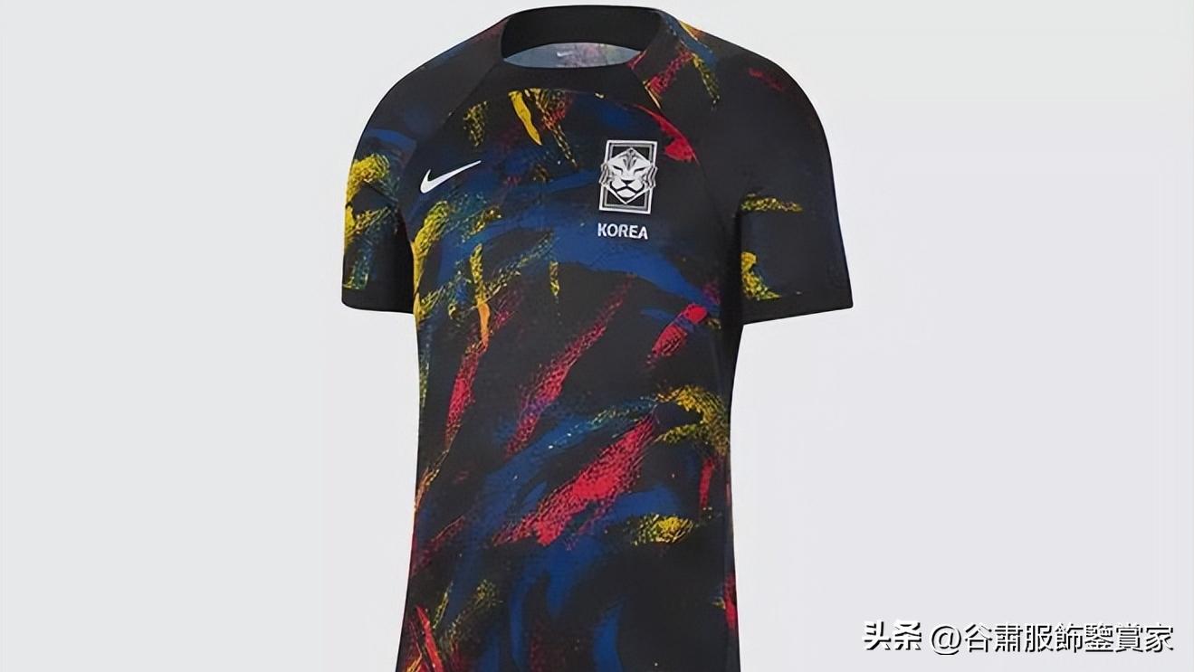 第四十四集:世界杯开始了,我们一起领略下每个球队的服饰?