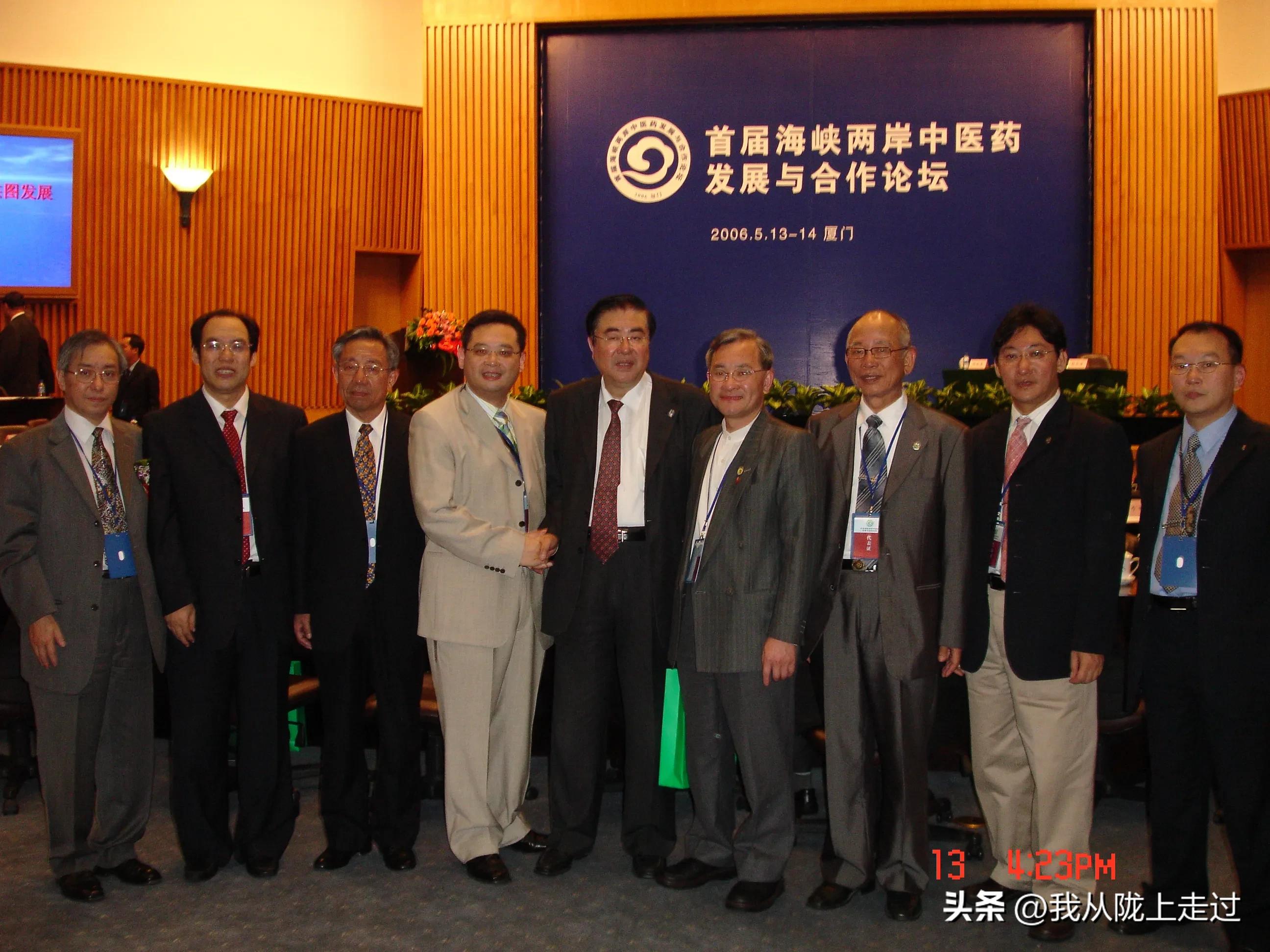 海峡两岸的友好使者：王承德