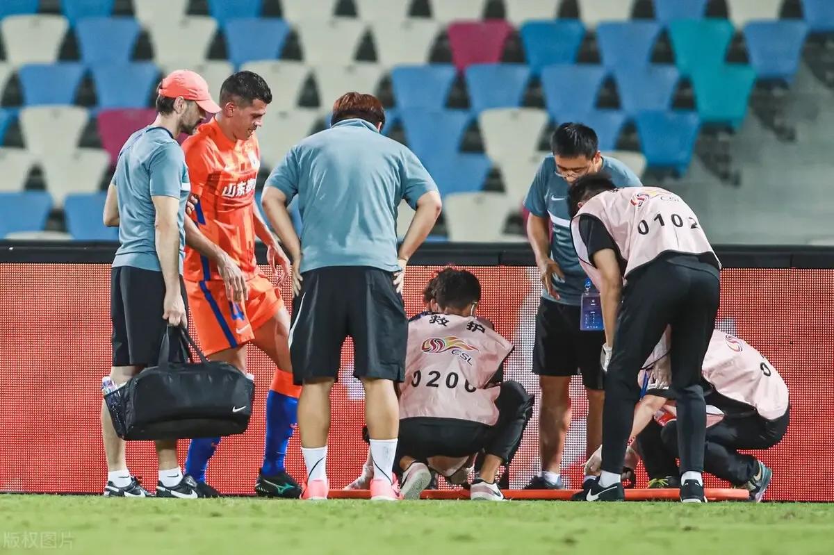 中超武汉三镇vs山东泰山费莱尼,中超第七轮贾德松