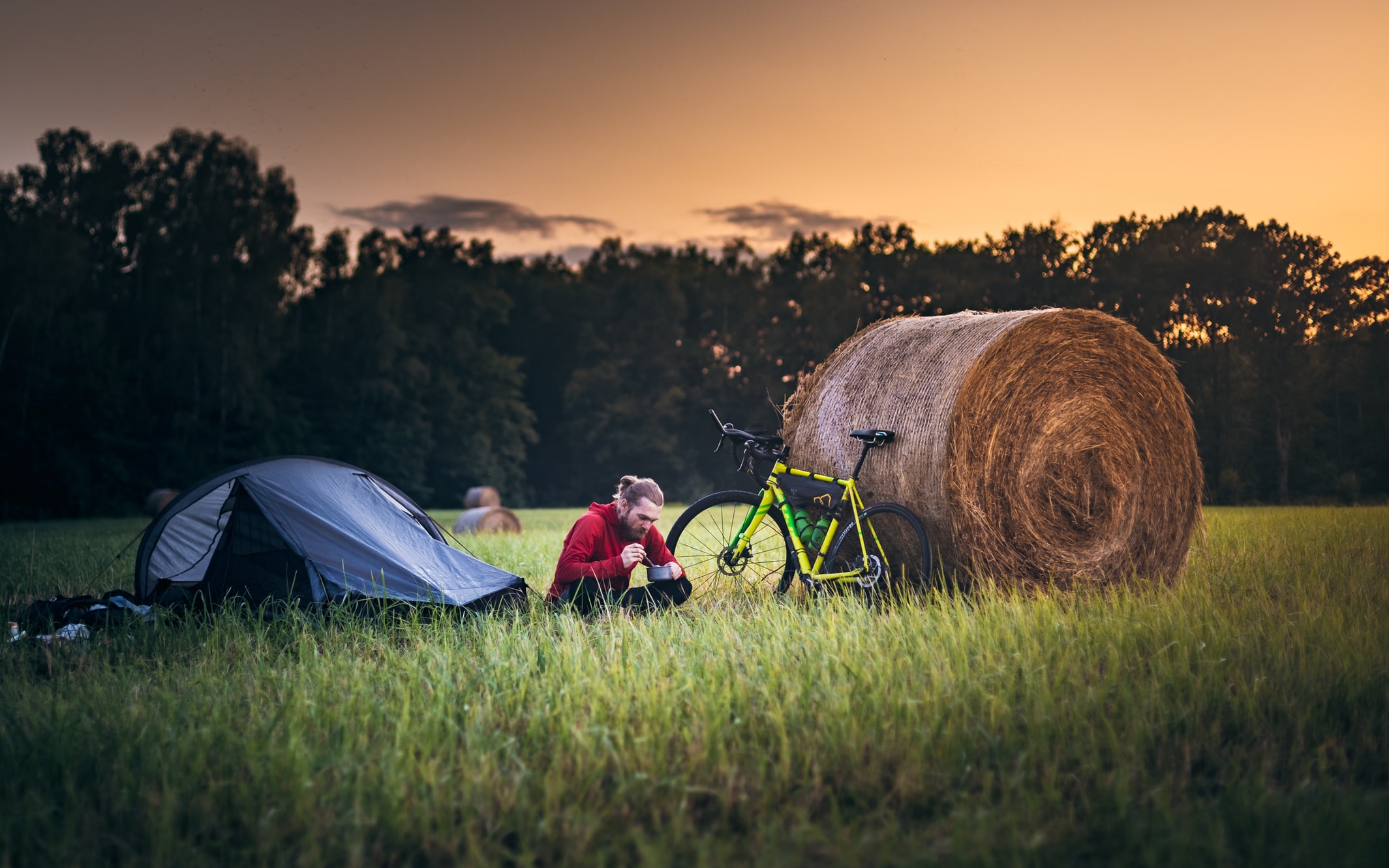 夏天露营怎么解决热,夏日露营降温技巧方法