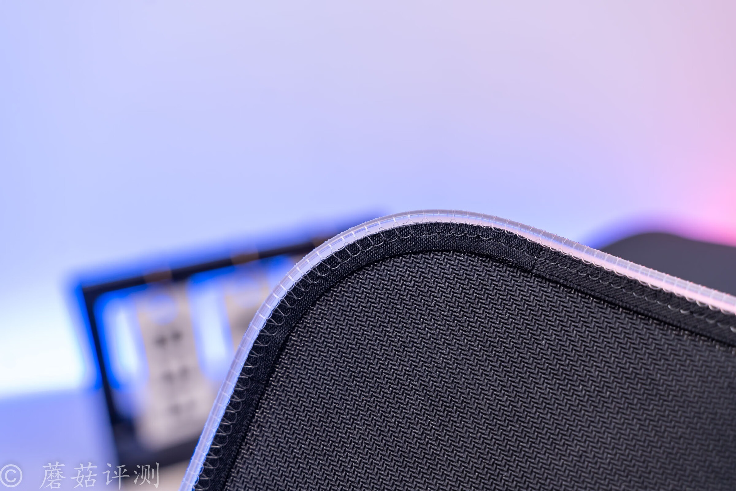 雷蛇重甲虫幻彩版鼠标垫不够丝滑,雷蛇razergigantusv2鼠标垫