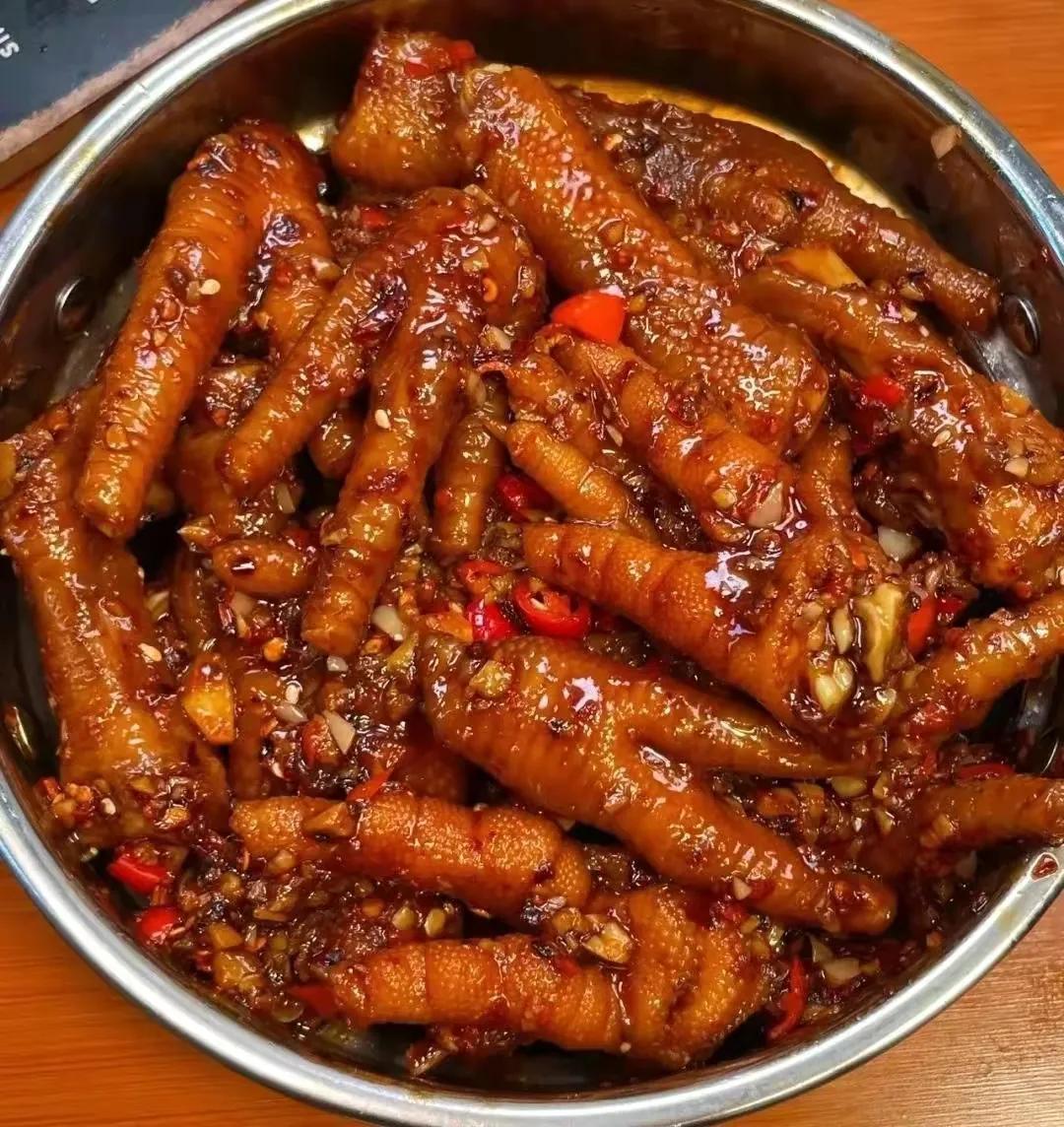 未来昆明最具影响力的美食街,昆明七彩云南附近美食街