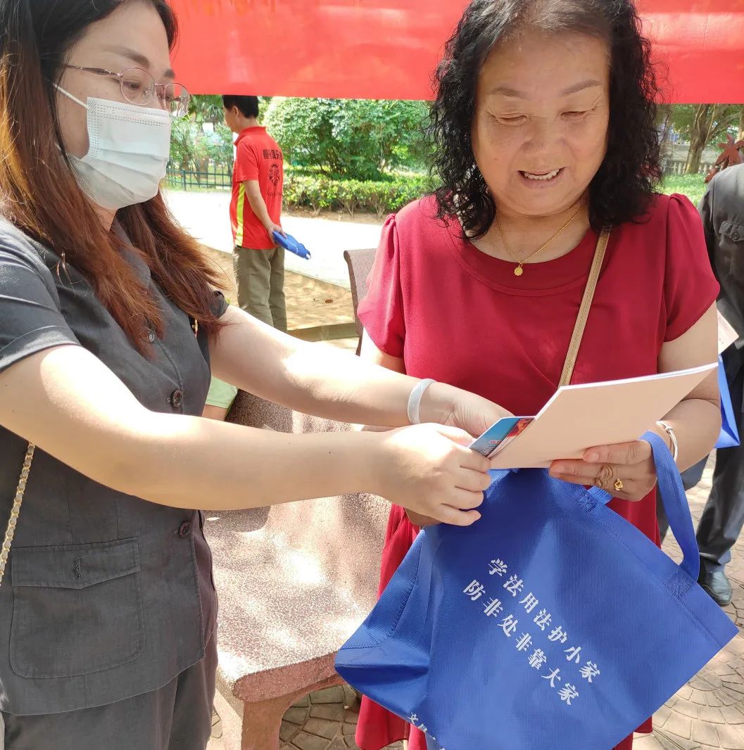 海南文昌法院普法宣传,文昌扫黑除恶青少年