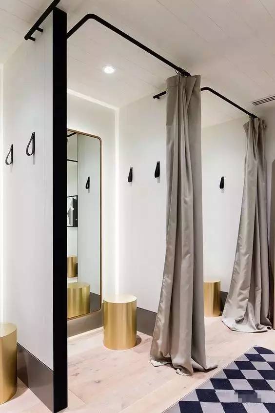 为什么不能穿试衣间里的鞋？服装销售说出实情，看完突然“后怕”