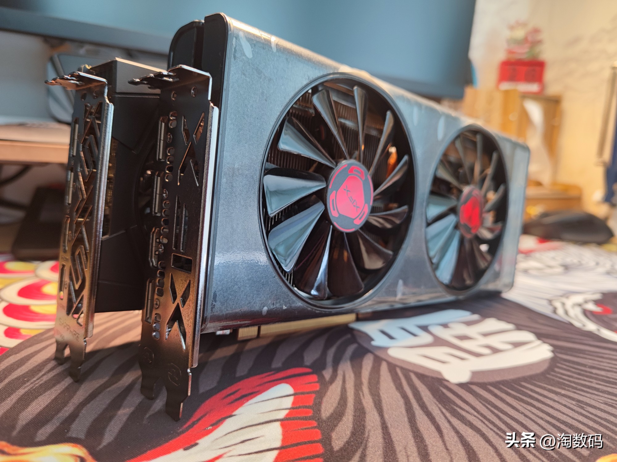 ¥589验票RX5600XT矿渣卡,号称脚踩GTX1660Super是否实至名归?