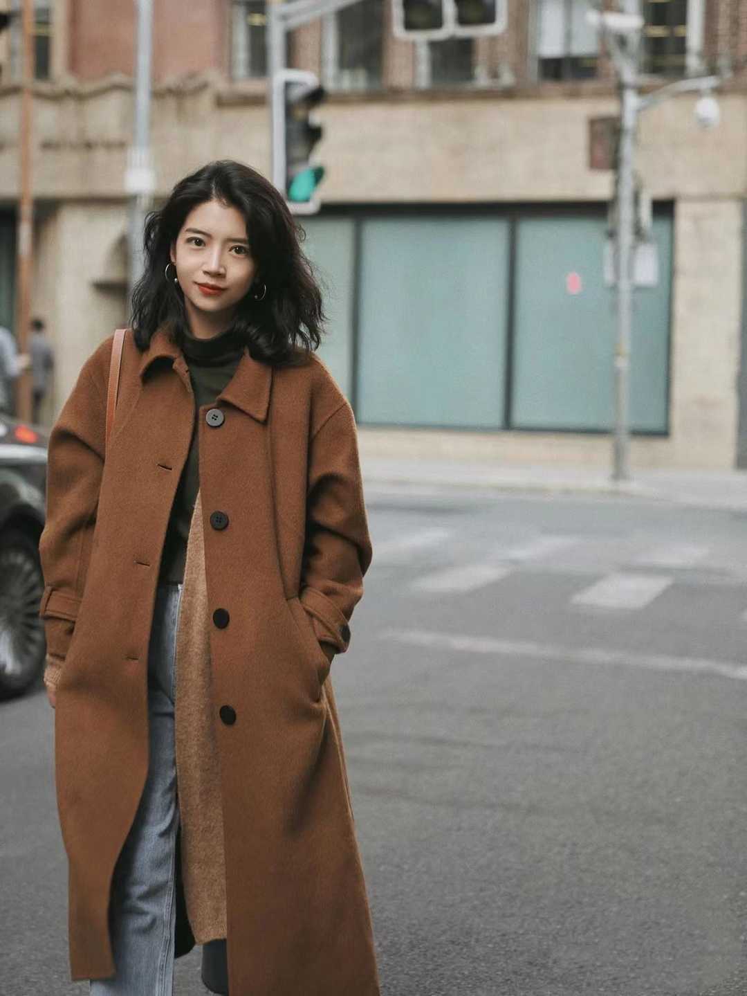 驼色大衣怎么穿搭出高级感,驼色大衣穿搭高级感图文
