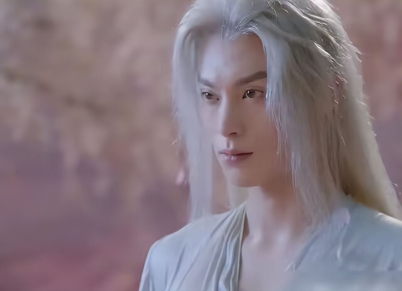 东方青苍的眼睛素描怎么画,东方青苍的眼妆对比