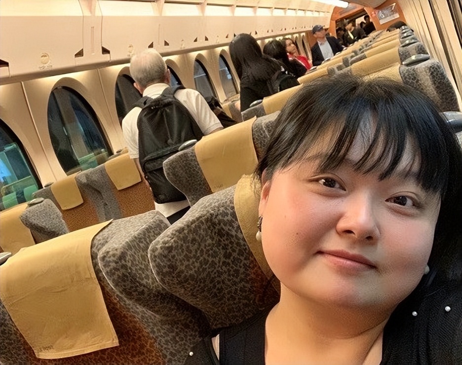 前tvb女星吃路边摊体重200斤引担忧,tvb女星吃路边摊引担忧