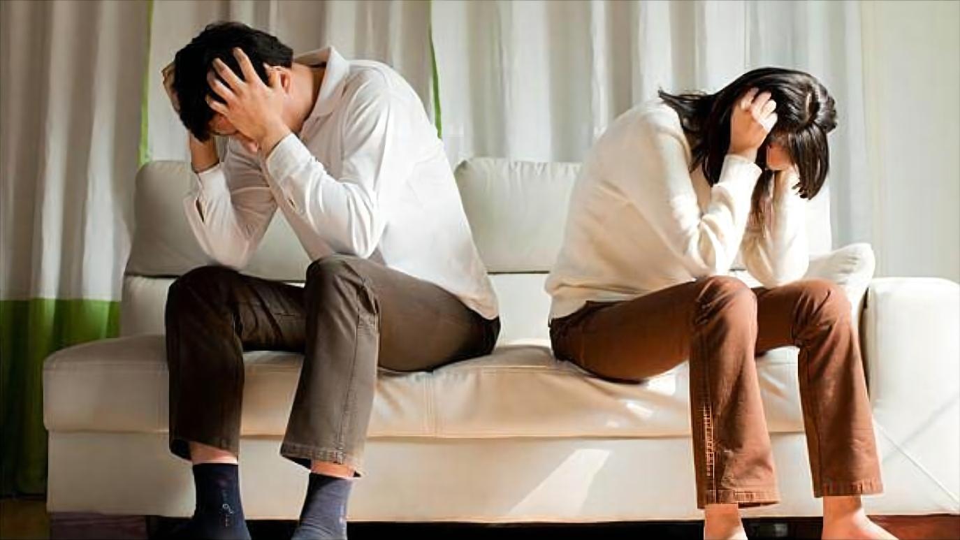 客厅放婚纱照有什么讲究吗,家居生活婚纱照港式