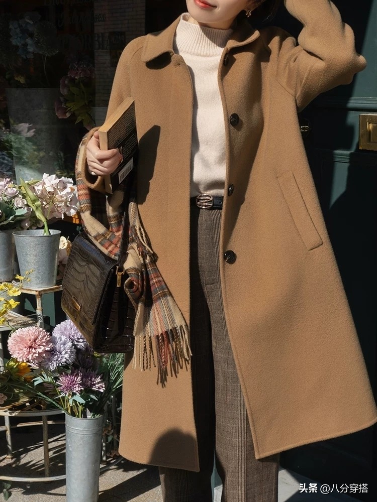 今年冬季流行穿这几款“大衣”，优雅保暖有气场，普通人也能驾驭