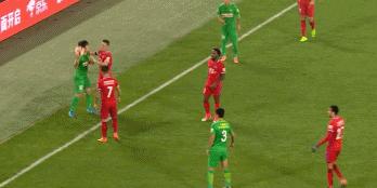 足坛失传已久的绝技蝎子摆尾,足坛十大牛尾巴过人