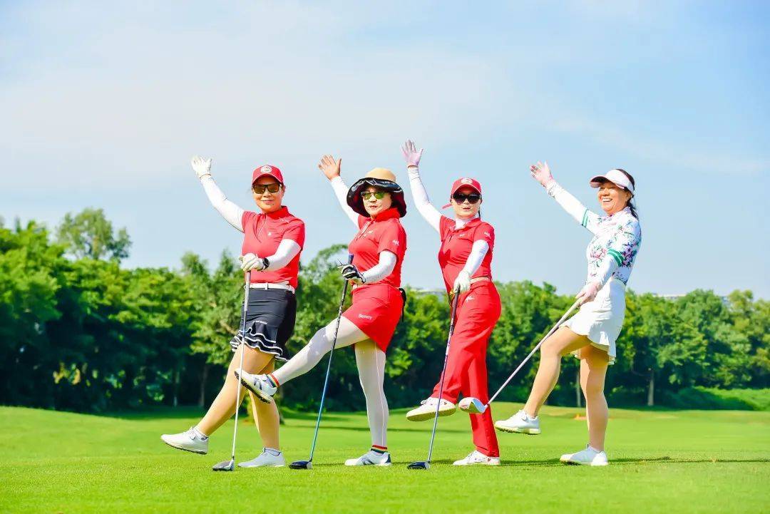 以球会友、以赛促商-2022海口观澜湖企业家高尔夫联谊赛圆满收杆