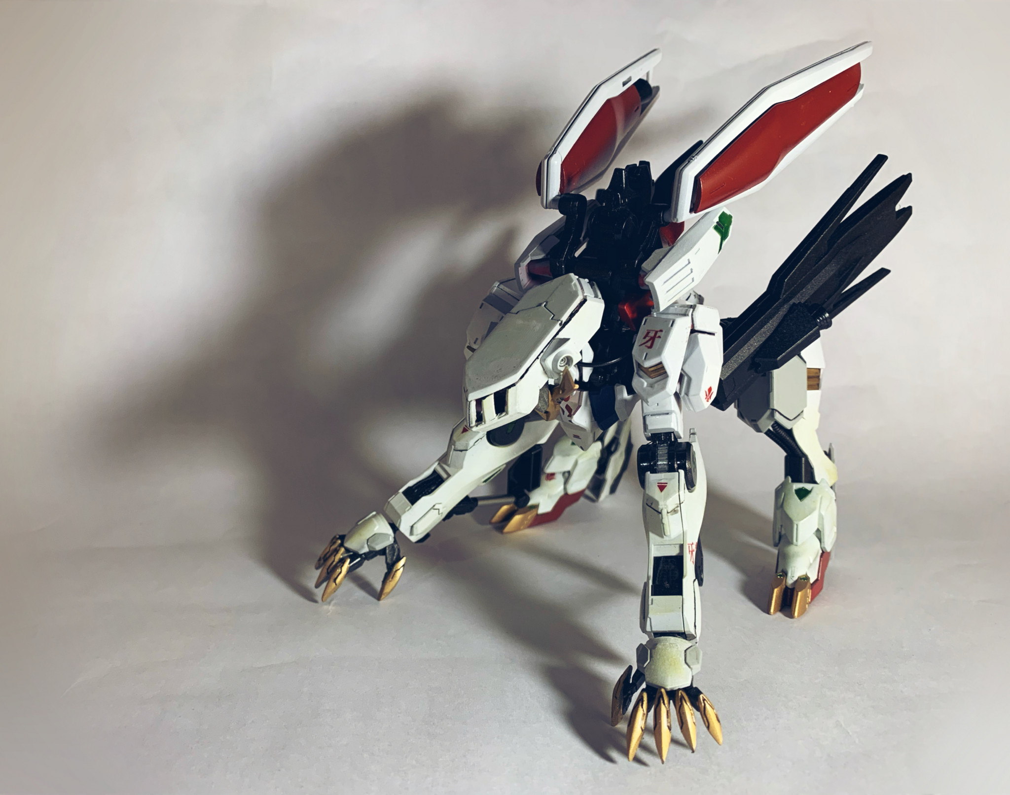 一趴变形，巴巴托斯牙狼模型