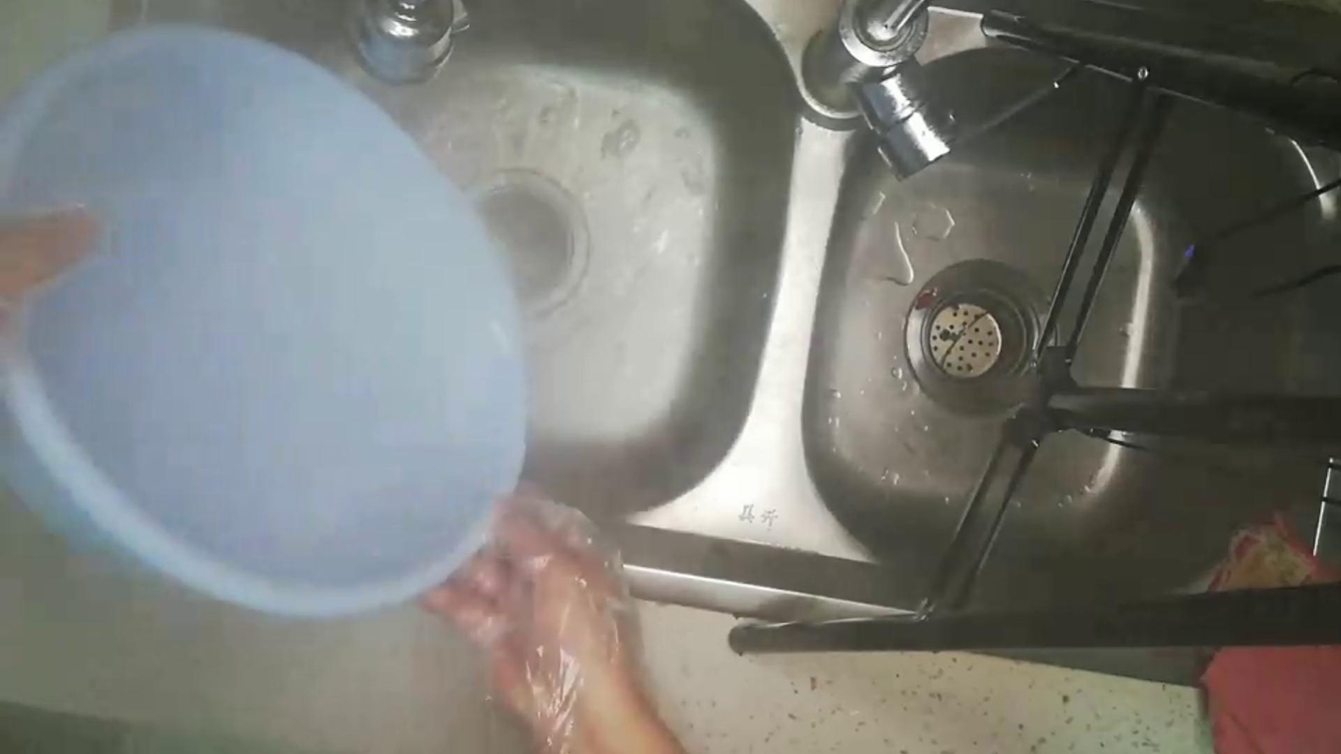 厨房下水管被油污堵怎么疏通,厨房下水管道被油污堵塞