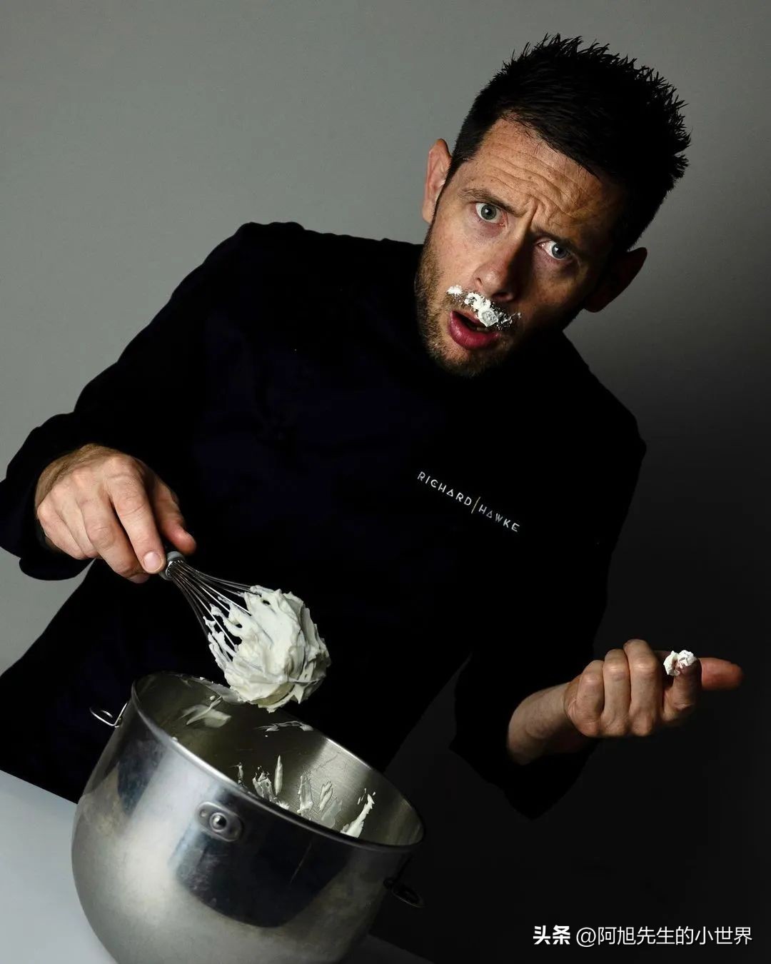 巧克力奶油蛋糕卷做法,百香果专用蛋糕