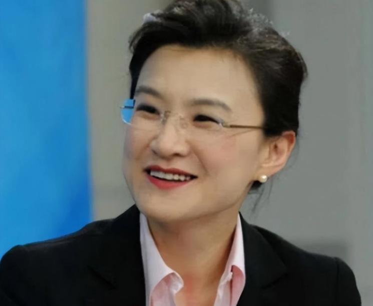 董倩为什么被称为央视名嘴,董倩为什么能留任央视主持人