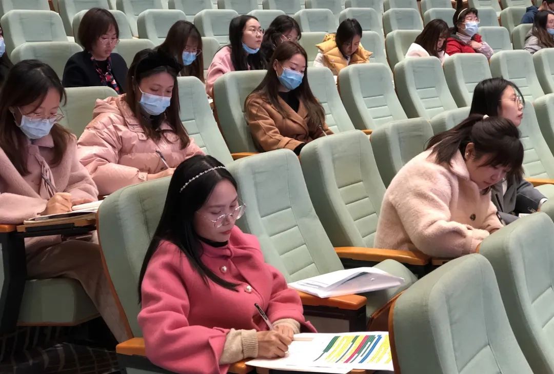 躬身精准研课堂，深耕笃行促成长｜新川外国语小学部教师示范课