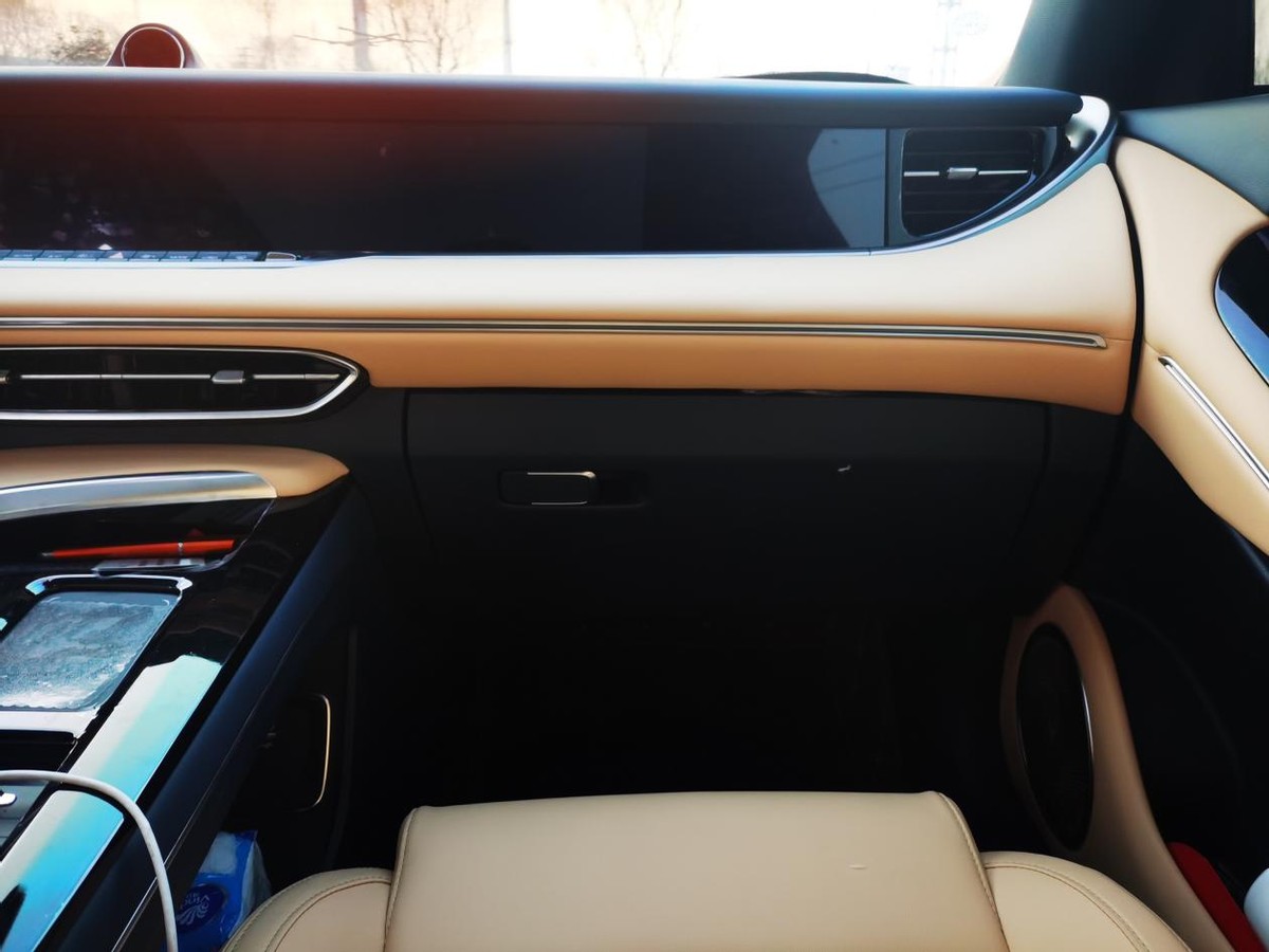 岚图FREE增程豪华版提车作业