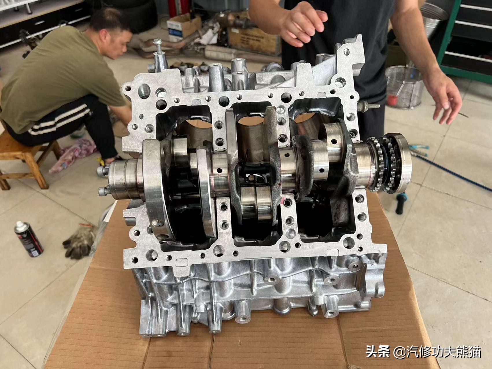 奥迪a8烧机油严重怎么解决,刘团长修奥迪a8烧机油后续