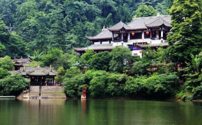 四川雅安周公山避暑旅游景点,四川避暑康养最佳地是哪里