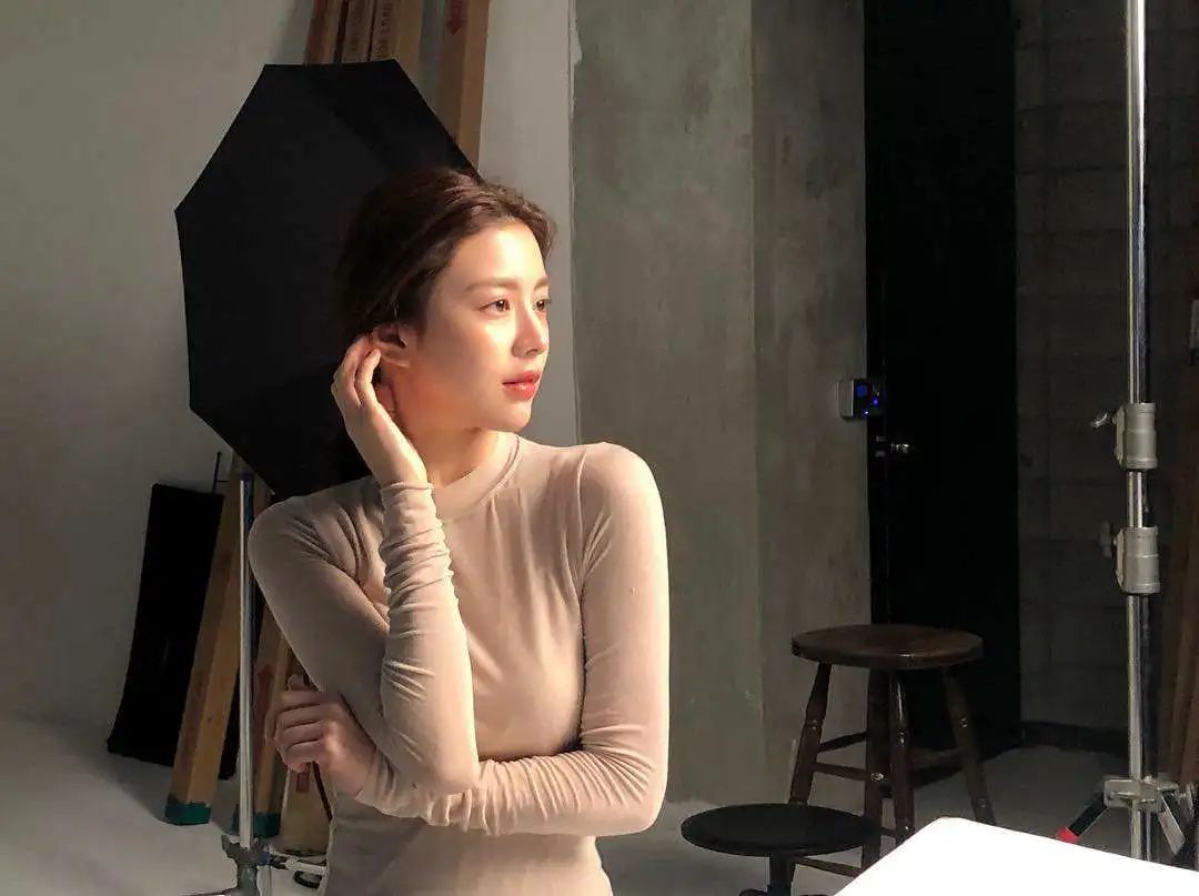 韩国女星全智贤巅峰颜值,小全智贤韩国高级脸