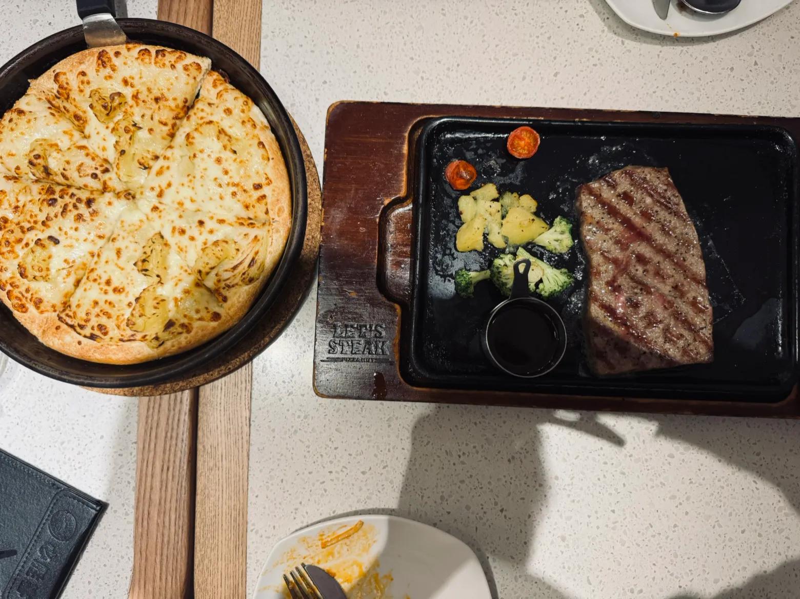 南京金融中心上班,南京外企打工人的一天