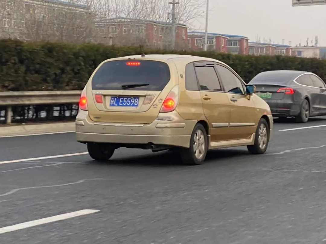 2022年昌河铃木利亚纳怎么样,16年昌河铃木利亚纳