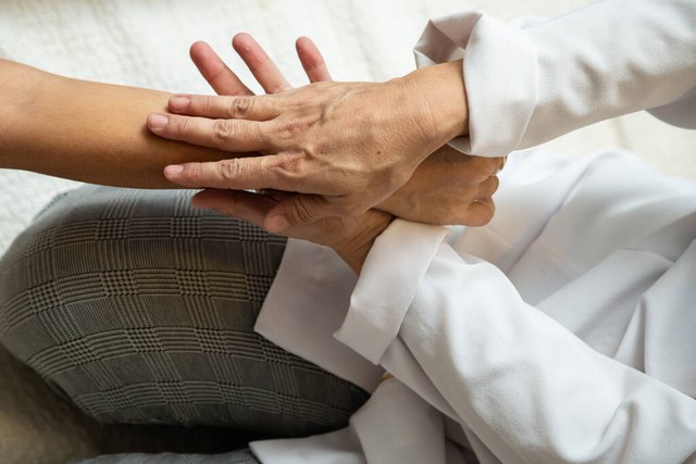 寒湿淤堵经络不通怎么调理,寒湿淤堵经络不通会引起什么问题