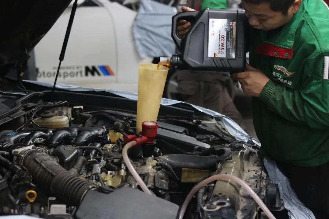 12代皇冠经典复原,14代皇冠彻底翻修之后感受